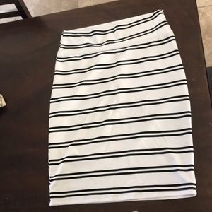 LulaRoe Cassie Skirt